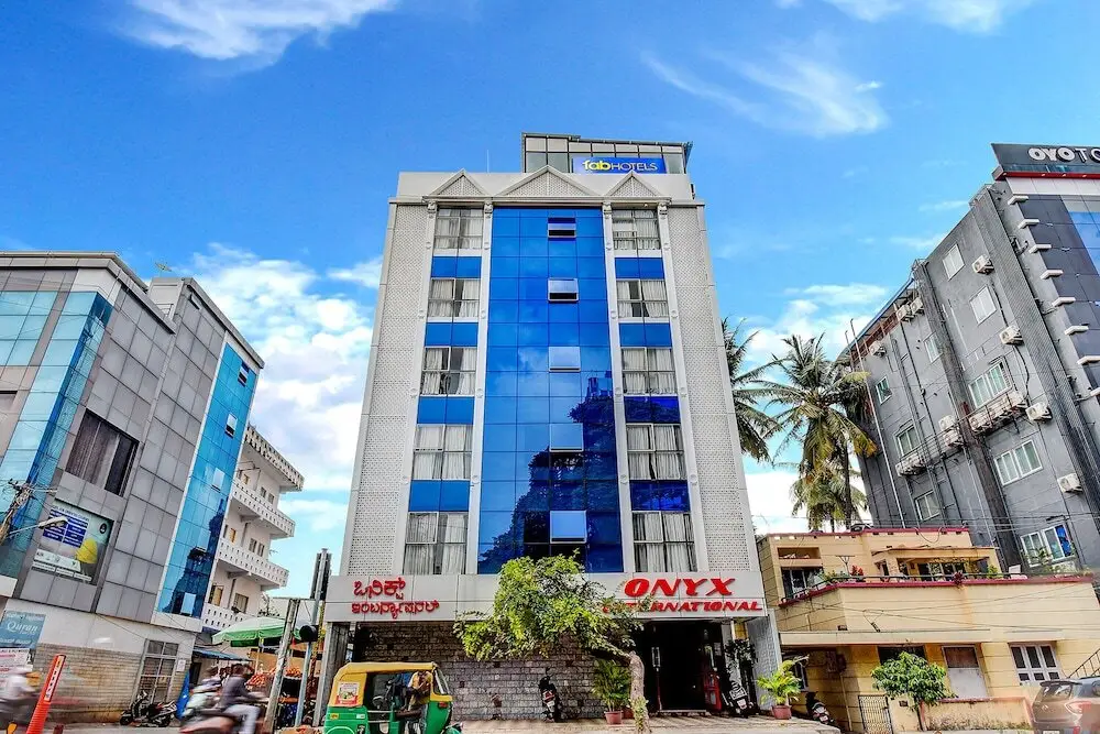 Fabhotel Srk Platinum Inn — фото 1