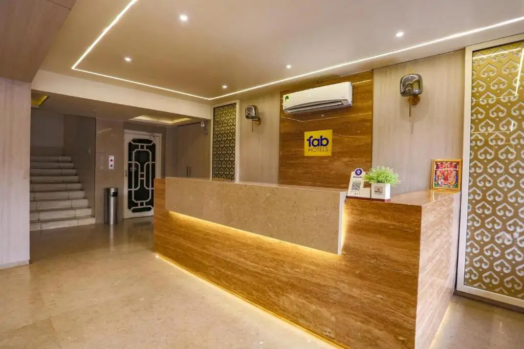 Бхопал: Fabhotel Surya