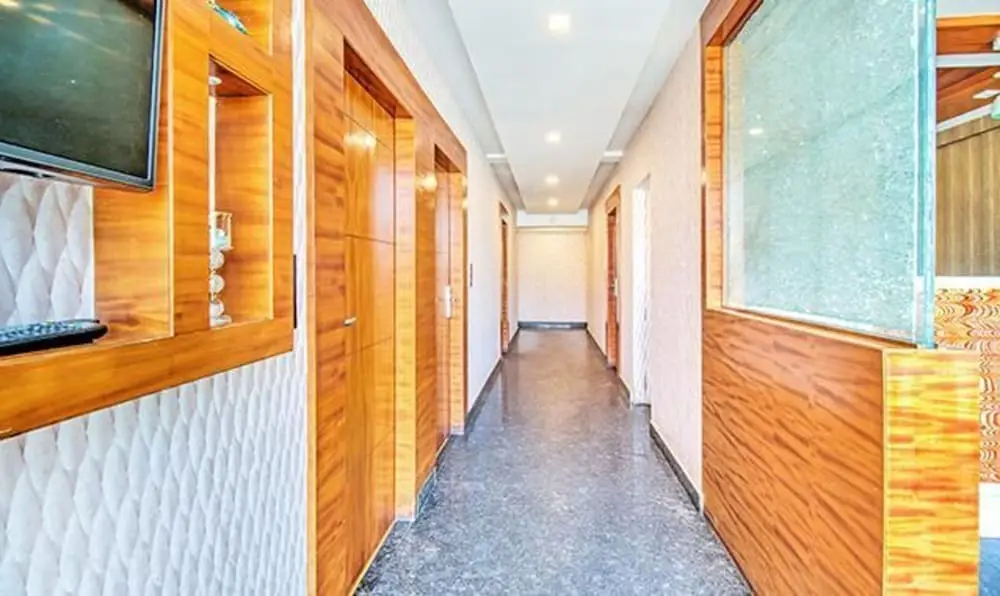 Бангалор: FabHotel Grand View Inn