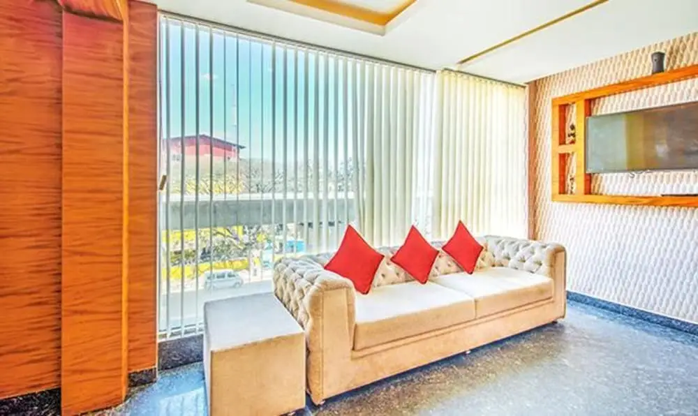 Бангалор: FabHotel Grand View Inn