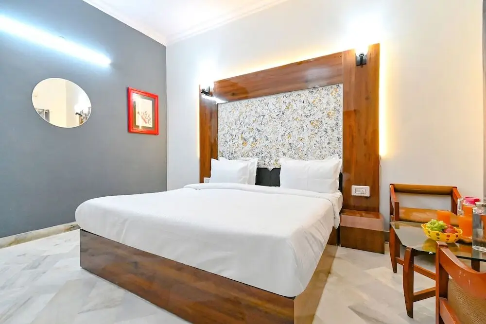 Джайпур: Fabhotel Classic Holiday