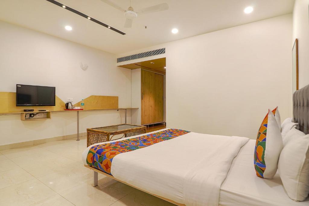 Хидерабад: FabHotel Aamantran & Banquet Halls