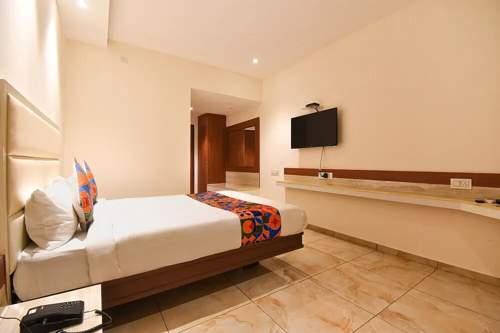 Бангалор: Fabhotel High Rise