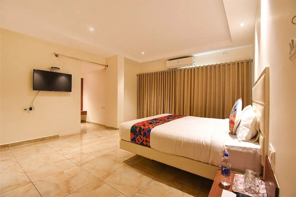 Бангалор: Fabhotel High Rise