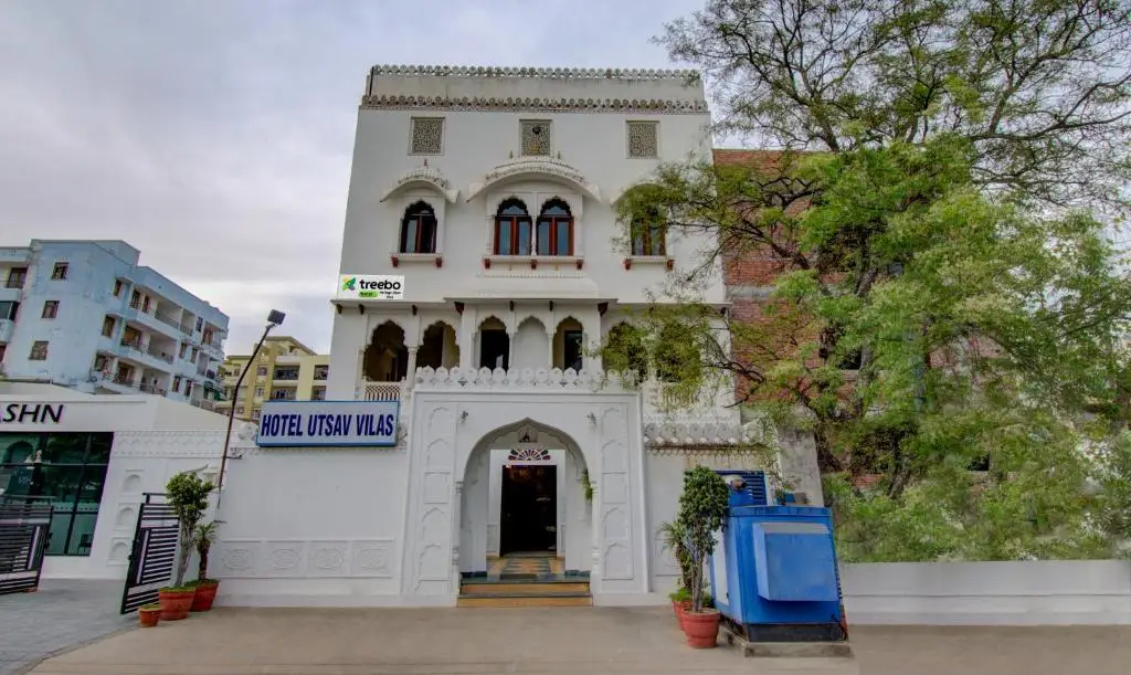Treebo Trend Heritage Utsav Vilas Near Railway Station — фото 1