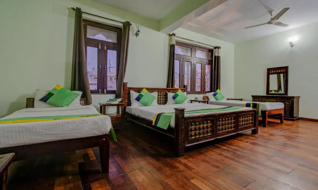 Джайпур: Treebo Trend Heritage Utsav Vilas Near Railway Station