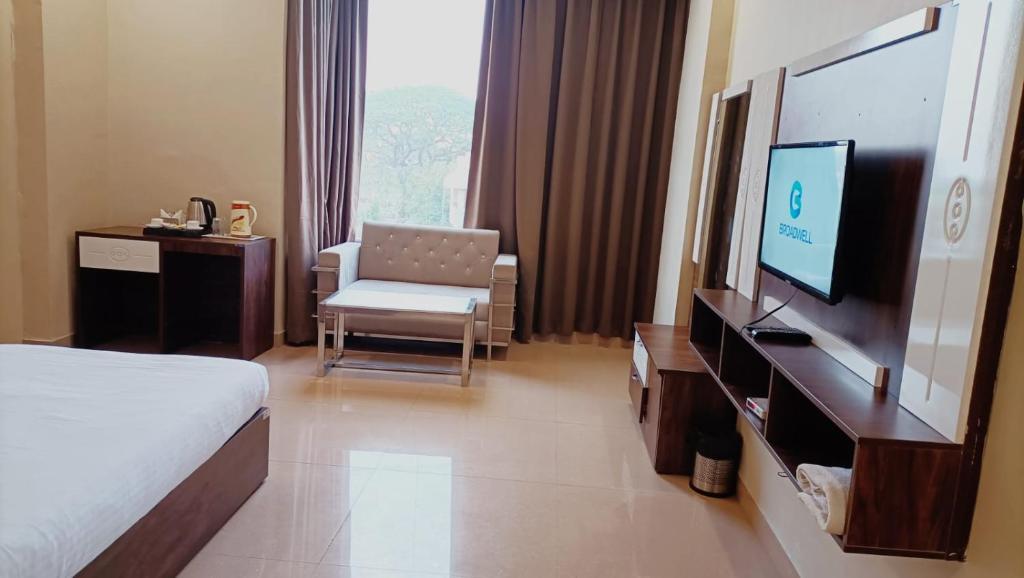 Bilaspur: Hotel Emperor Paradise