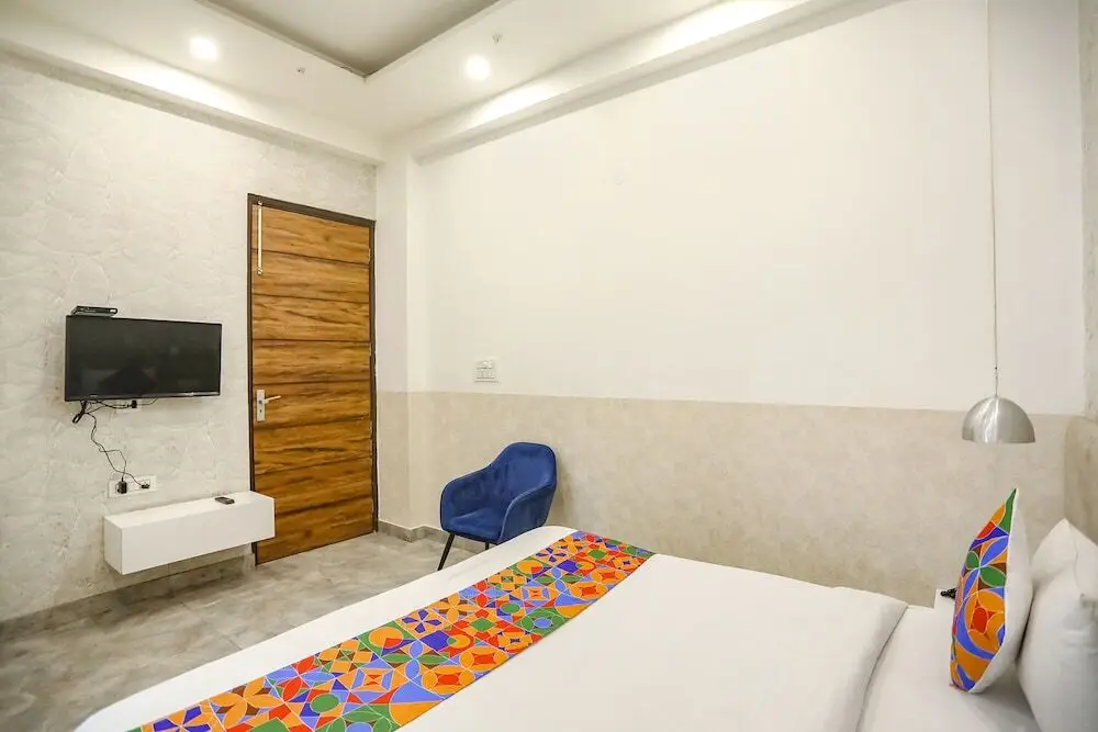 Нойда: Fabhotel F9 Sector 19