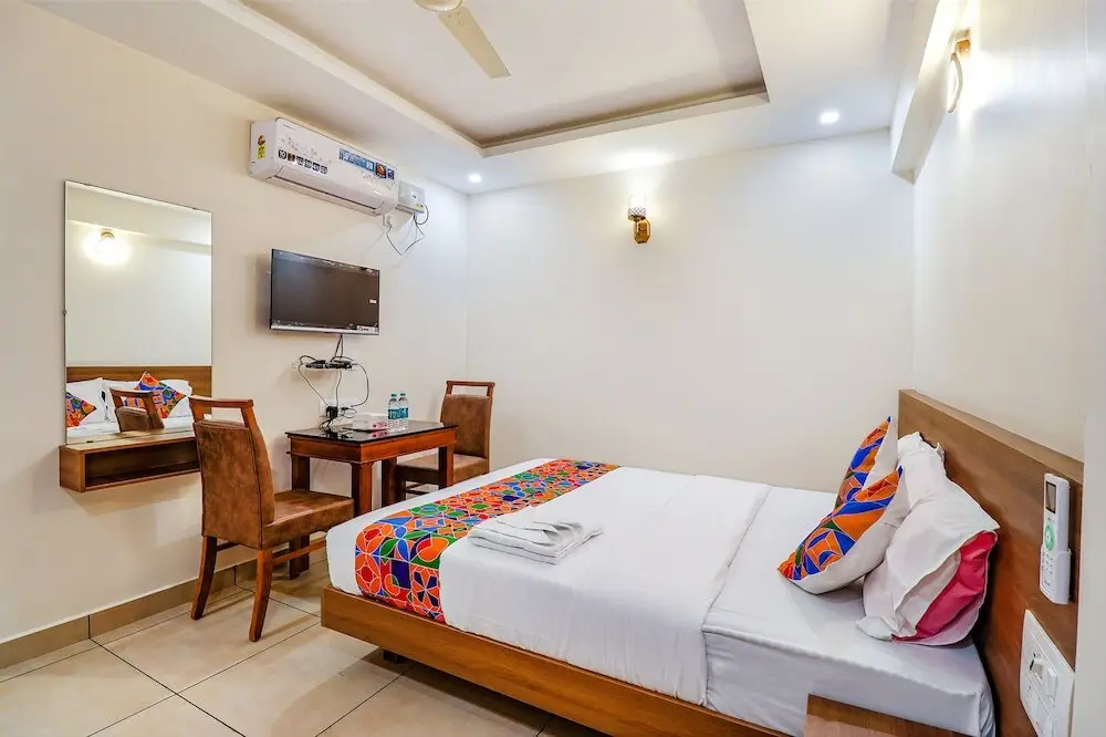 Бангалор: Fabhotel Green Park Residency