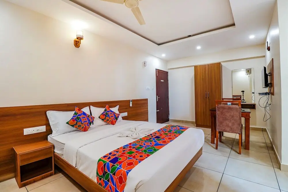 Бангалор: Fabhotel Green Park Residency