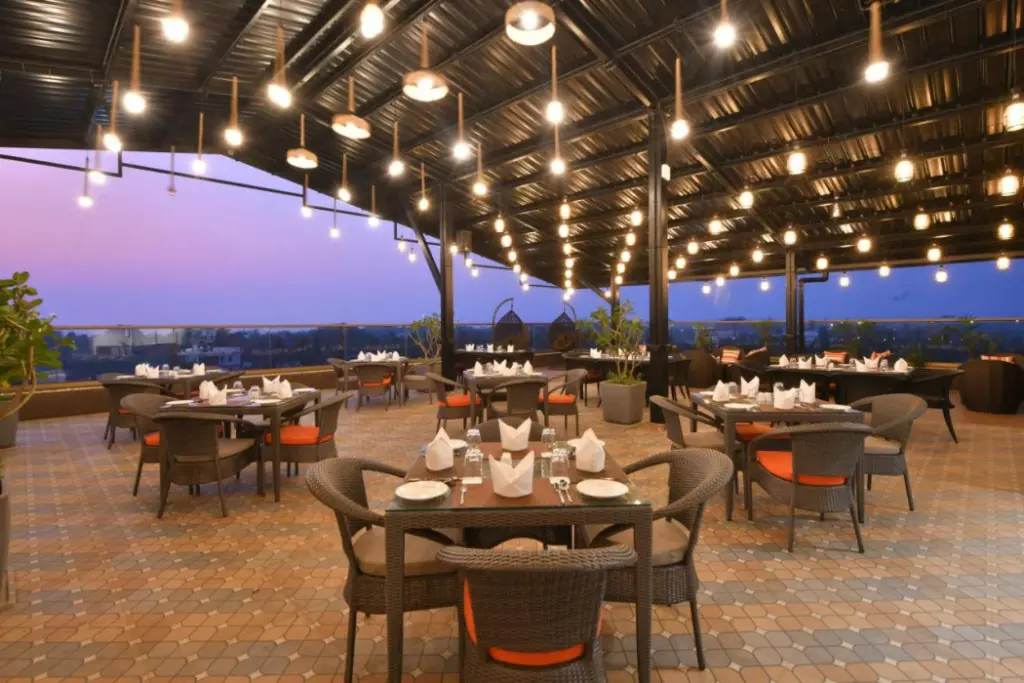 Кандолим: The Fern Habitat Candolim Goa