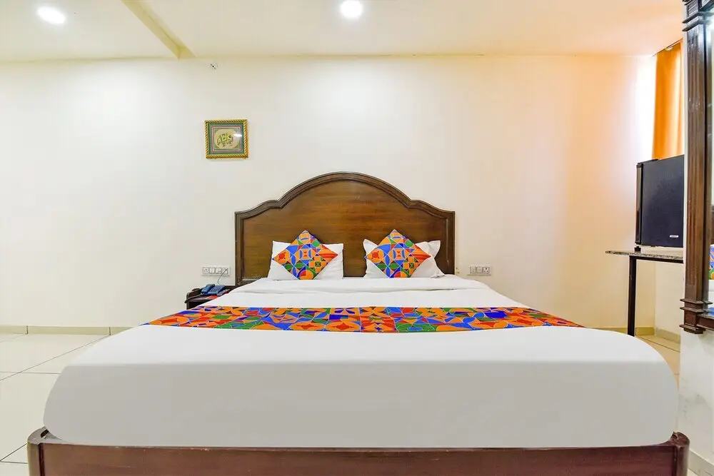 Джайпур: FabHotel Monark