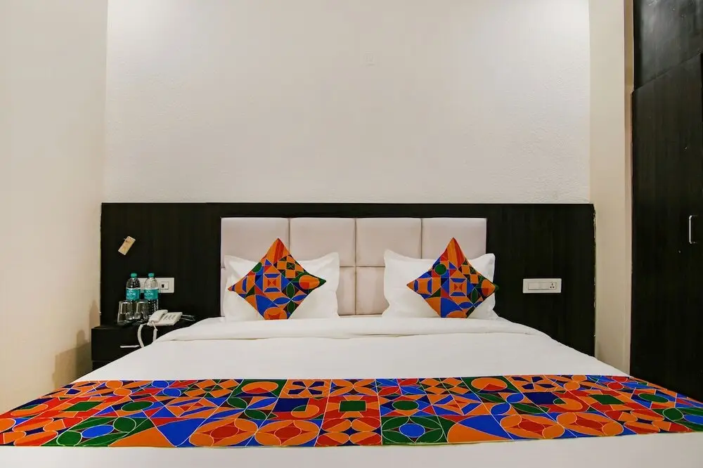 Зиракпур: Fabhotel Palm Plaza