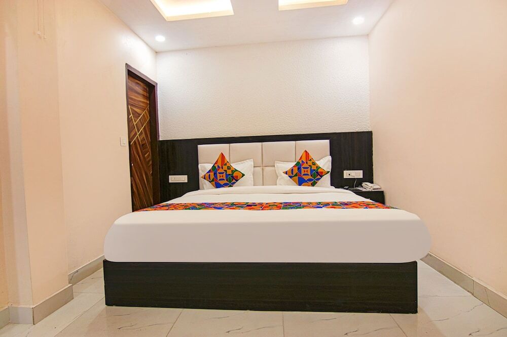 Зиракпур: Fabhotel Palm Plaza