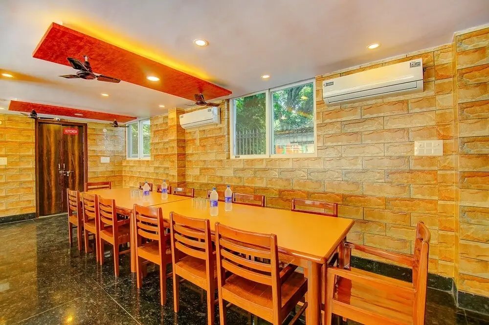 Харидвар: Fabexpress Shri Hare Krishna