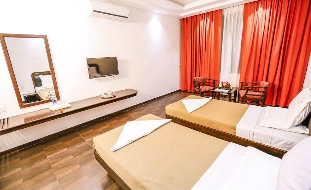 Хубли: Hotel Trupti International Hubli