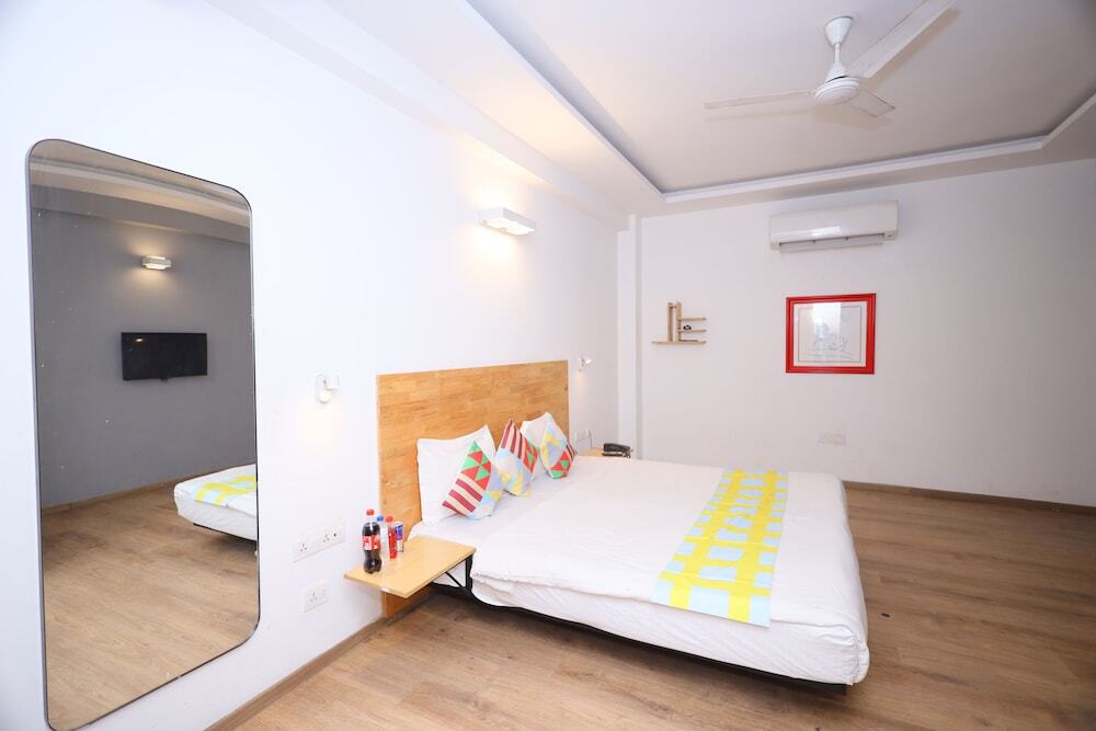 Гуруграм: Wedlock Hotels