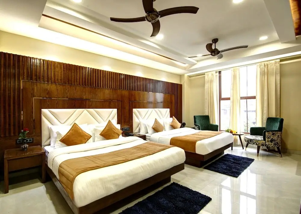 Нью-Дели: The Leena International - New Delhi