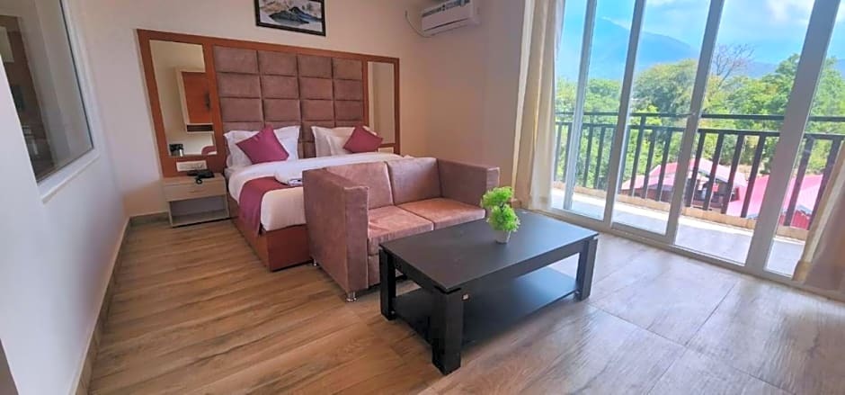 Кангра: Hotel Sagar Residency- Best Mountain View Hotel In Palampur