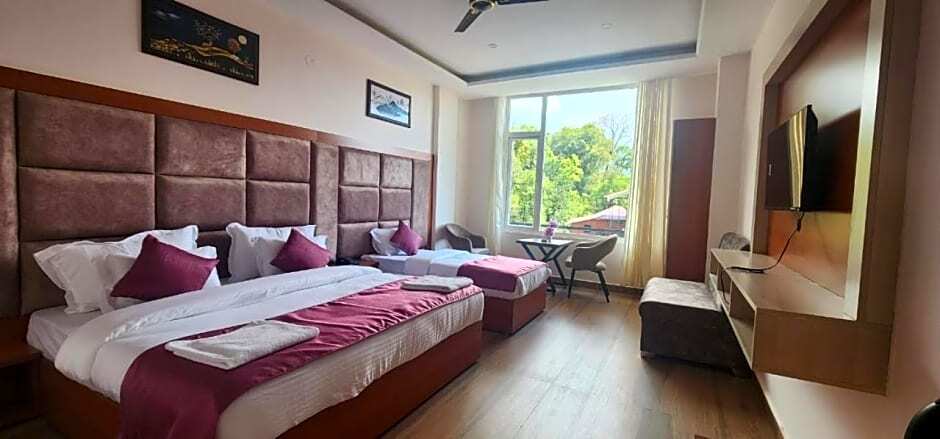 Кангра: Hotel Sagar Residency- Best Mountain View Hotel In Palampur