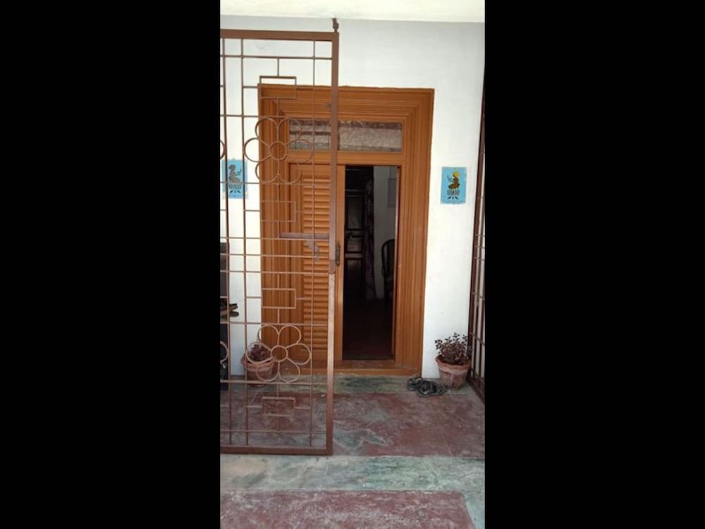 Пудучерри: Pondicherry Home Stay Ground Floor
