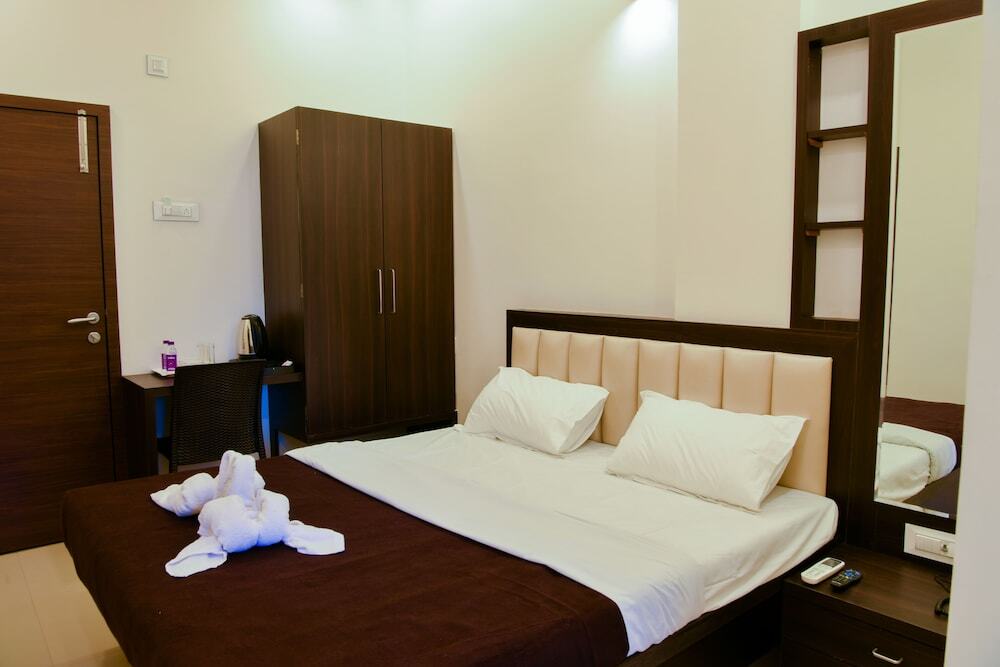 Малван: Malvan's Aishwarya Hotel