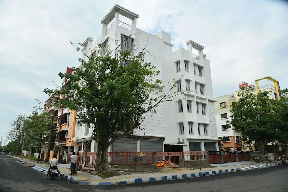 Колката: The Altruist Business Stays - New Town, Kolkata