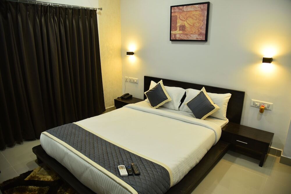 Колката: The Altruist Business Stays - New Town, Kolkata