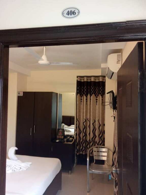 Хидерабад: iROOMZ Way Inn