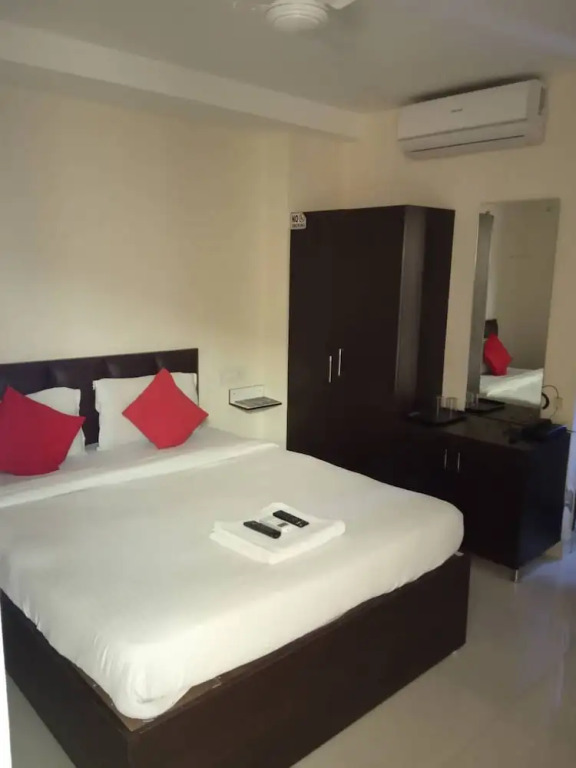 Хидерабад: iROOMZ Way Inn