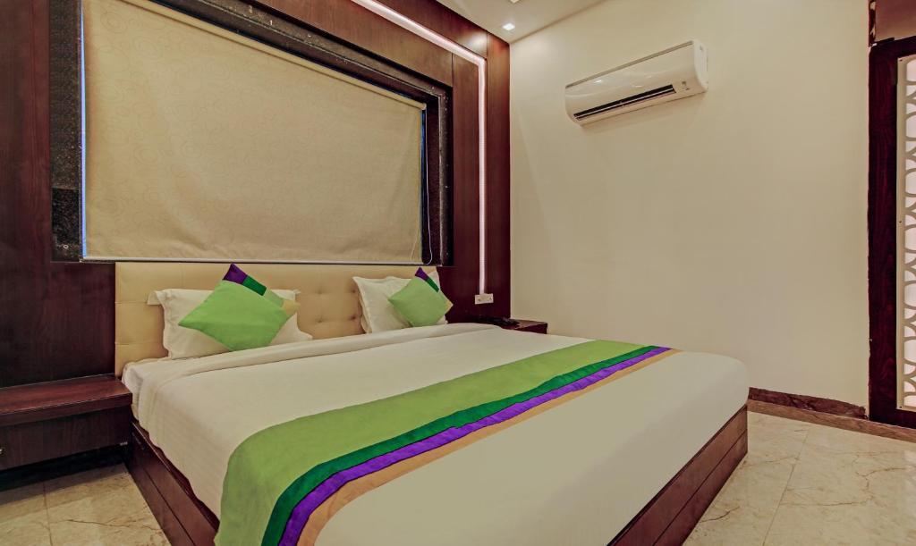 Агра: SG Grand by Treebo Hotels