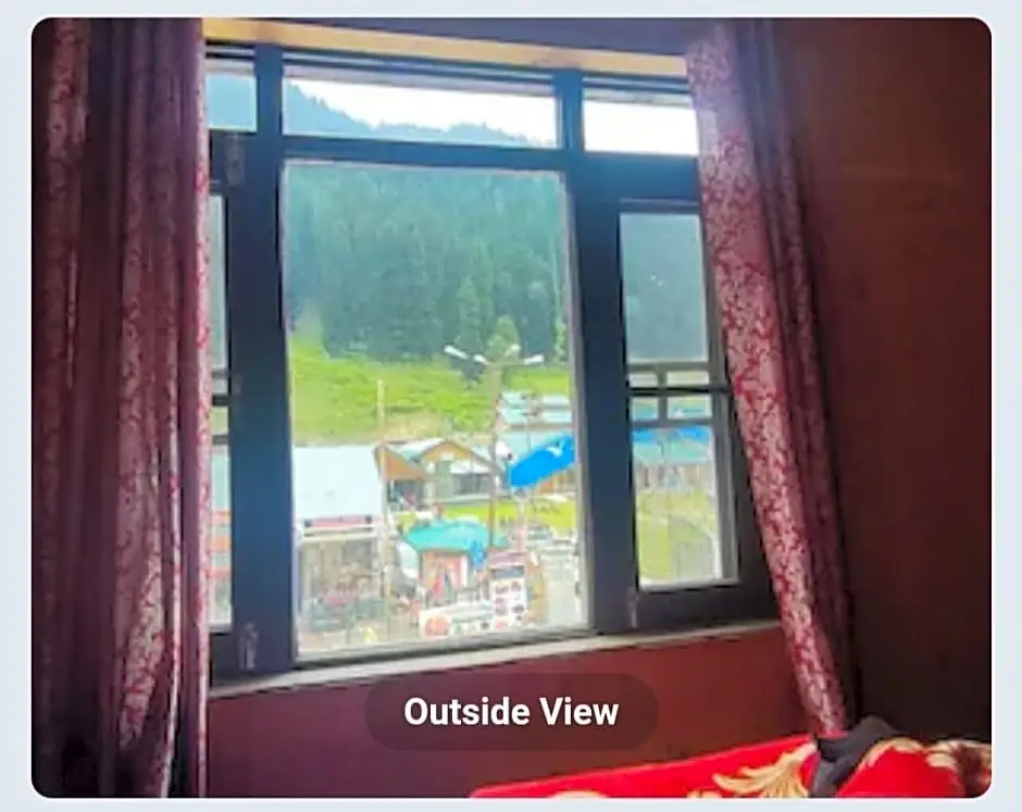 Пахалгам: Hotel Sonmarg And Restaurant
