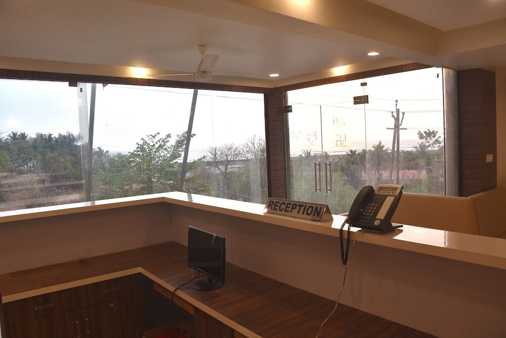 Даполи: The Byke Skylark Seafront Resort, Dapoli