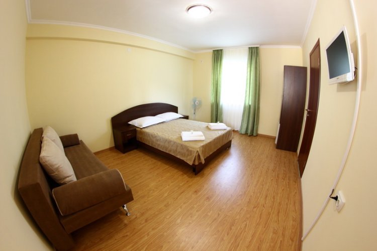 Рыбачье: Guest House Ayat