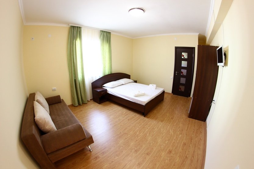 Рыбачье: Guest House Ayat