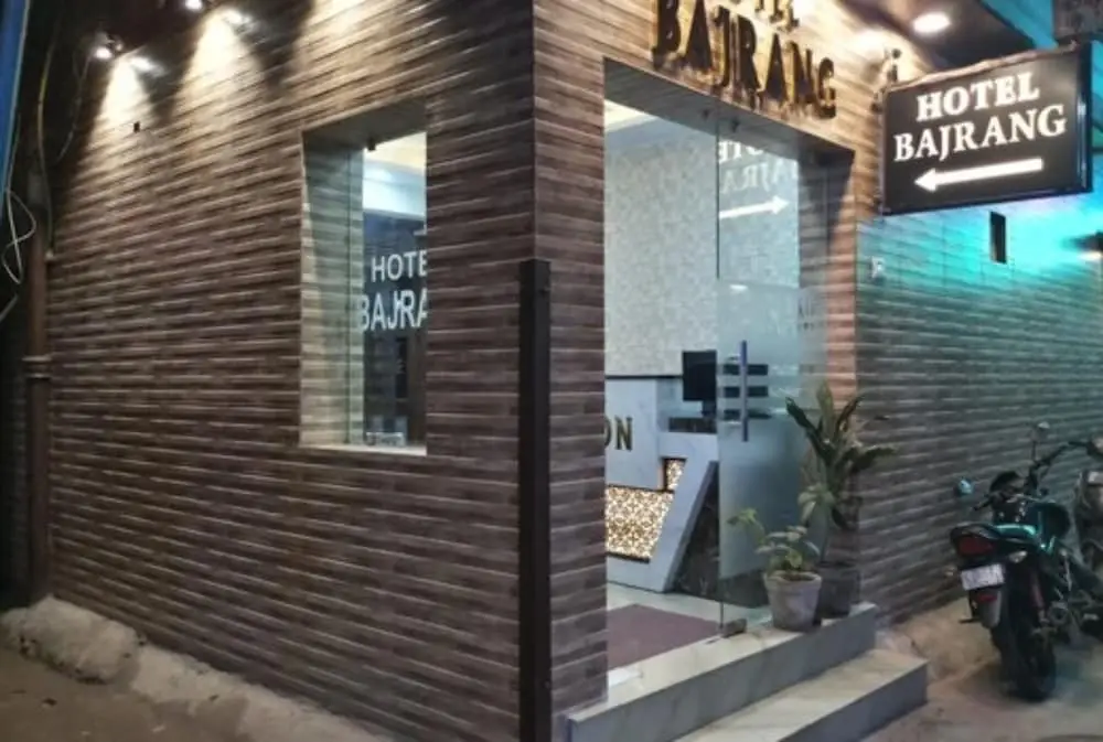 Hotel Roadway Inn Delhi by Goroomgo — фото 1