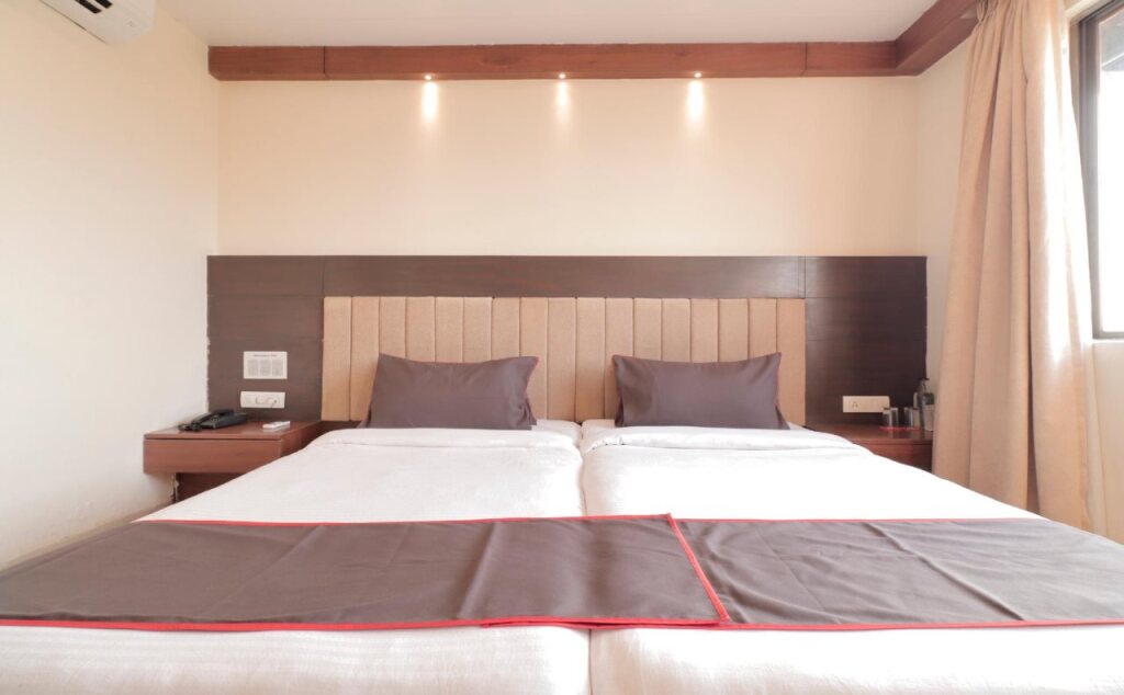 Ахмедабад: Super Townhouse Prahladnagar