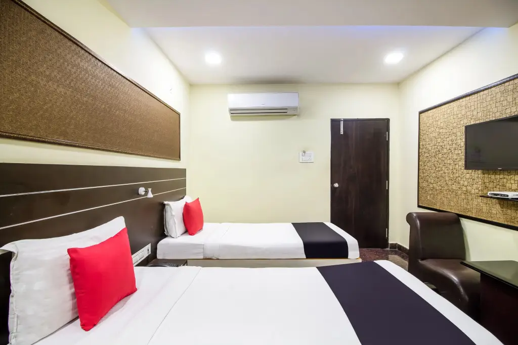 Хидерабад: Capital O Sri Navya Grand Near Nexus Hyderabad
