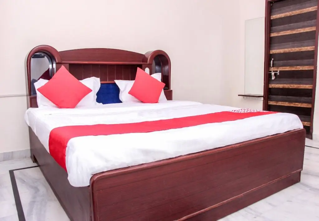 Джайпур: Jaipur Hotel and Resort By OYO Rooms