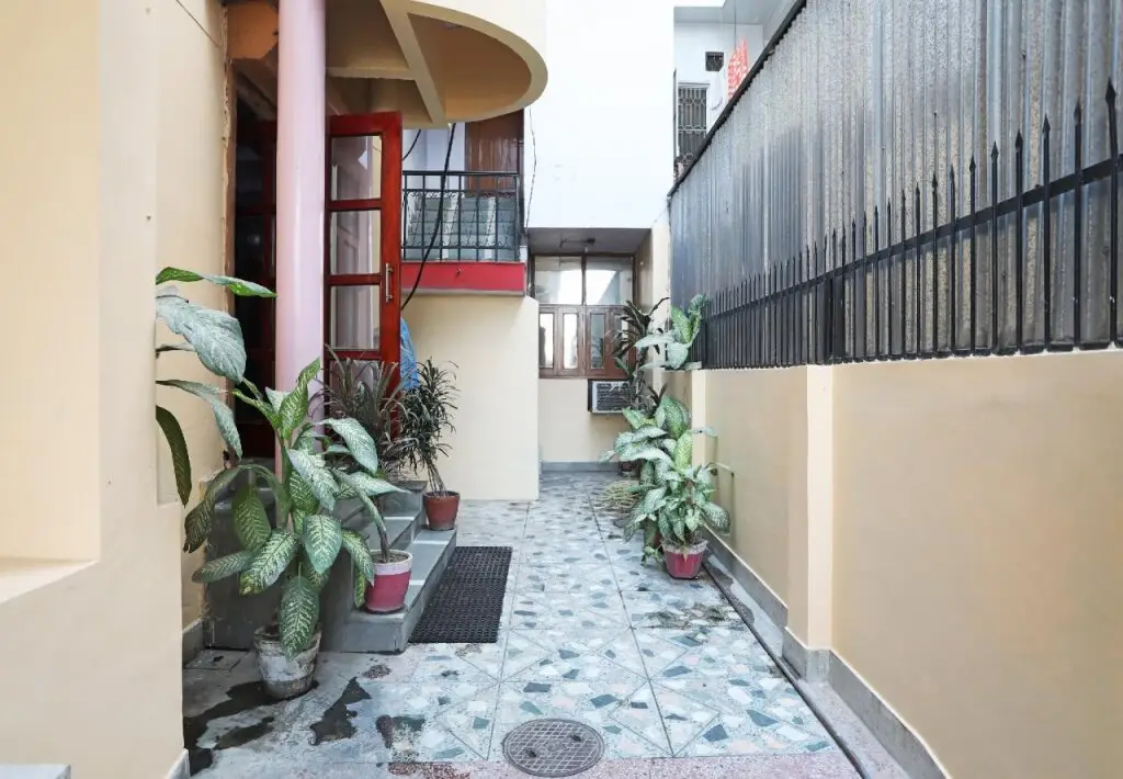 Chandra Guest House by OYO — фото 1