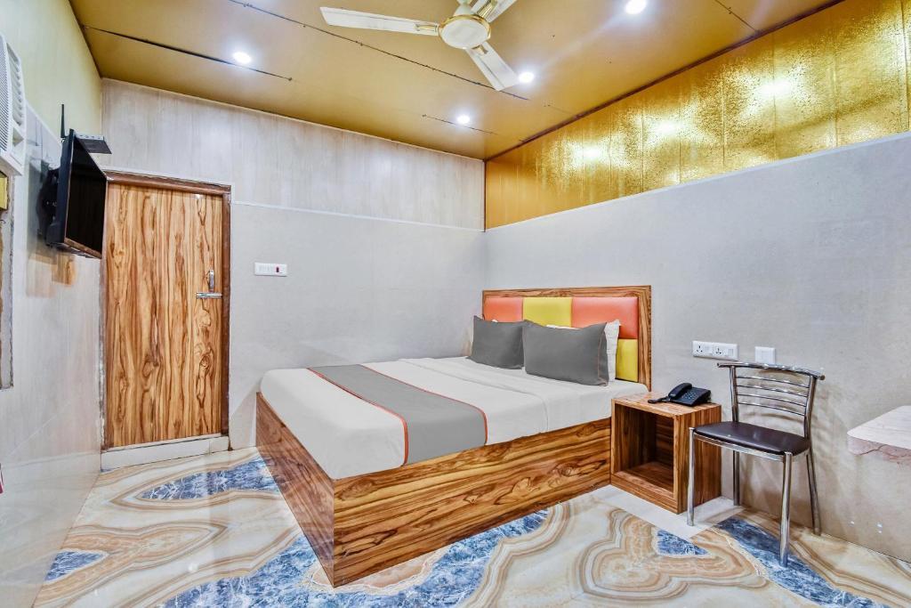 Колката: Collection O 84524 The Sri Krishna Hotel