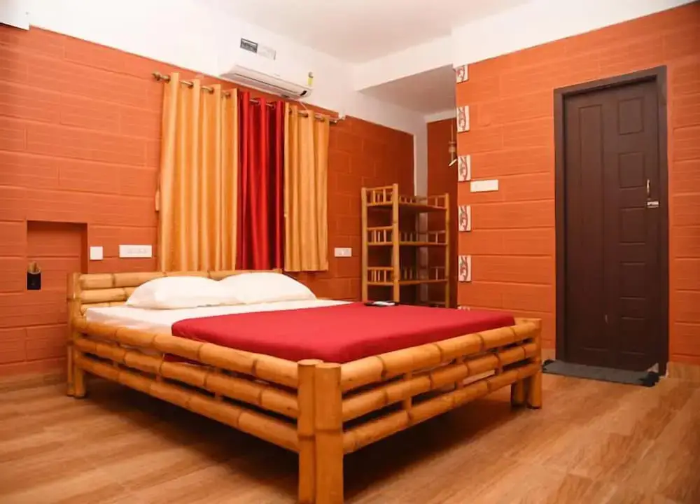 Пунди: Viruksham Homestay
