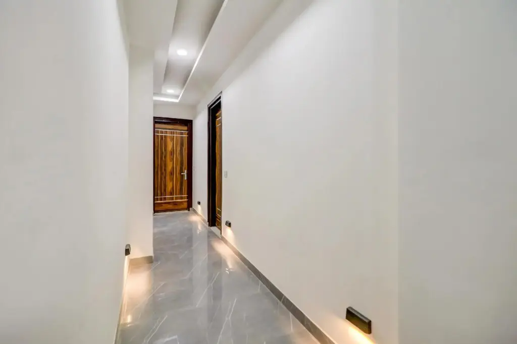Нью-Дели: Capital O 80318 Hotel Sai Plaza
