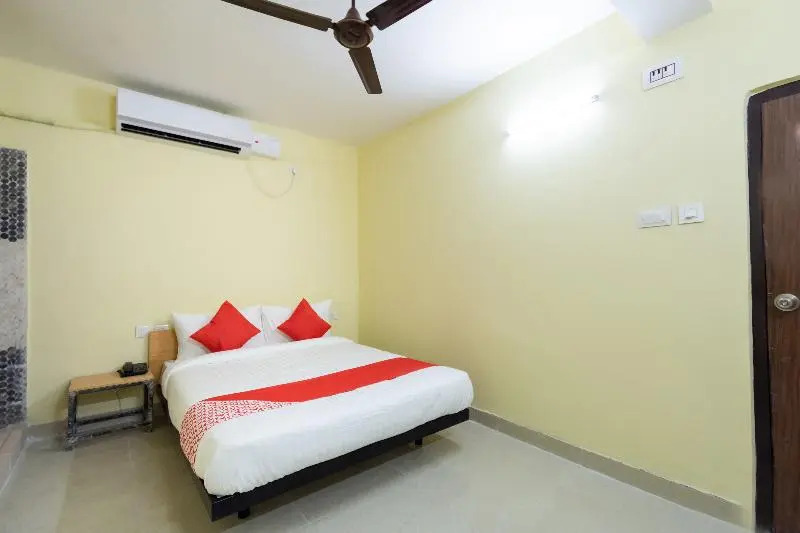 Колката: Super Oyo Flagship Prafulla Devi Guest House Near Rajarhat
