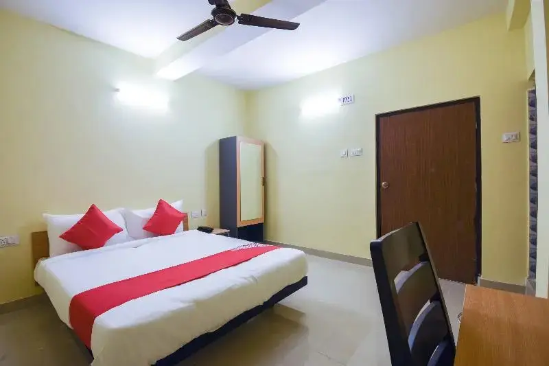 Колката: Super Oyo Flagship Prafulla Devi Guest House Near Rajarhat
