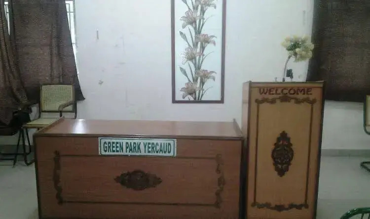 Салем: Green Park Hill Resort