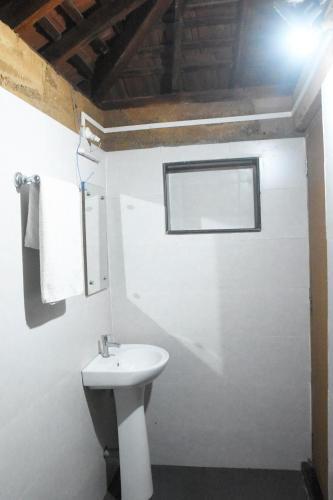 Гокарна: Hotel Om Star Beach Cottage
