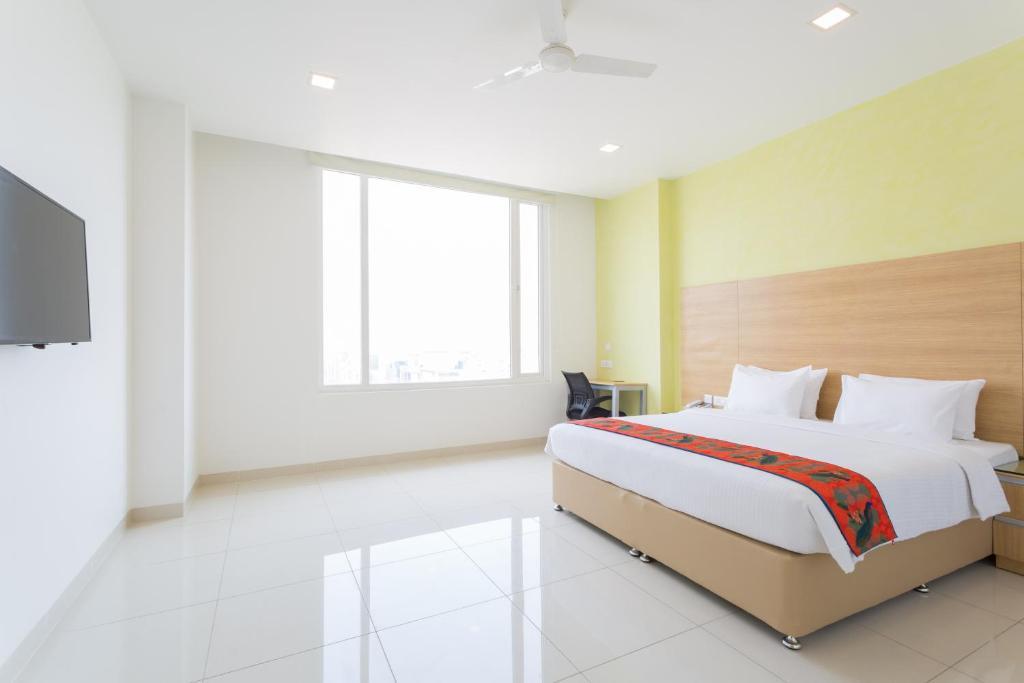 Нойда: Ginger Noida Sector 63, New