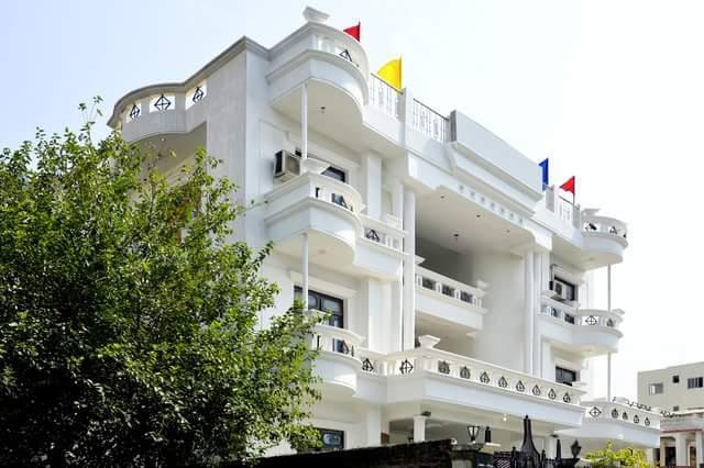 Лакхнау: Krishna Guest Inn