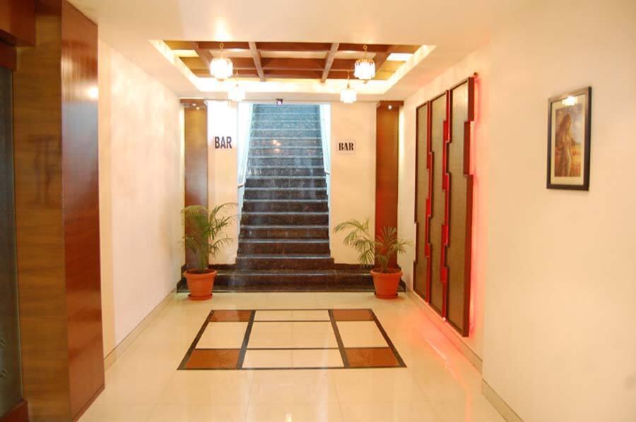 Дург: Hotel Amit International